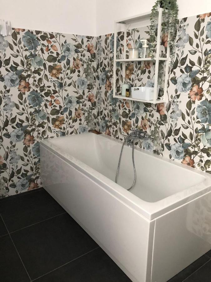 Casa Gaiani In Riva Al Vista Mozzafiato Villa Varano Borghi